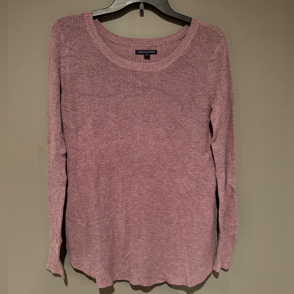 American Eagle Light Weight Sweater